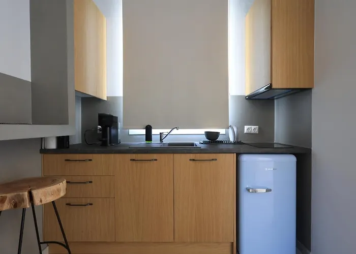 Captains & * Aprovaton