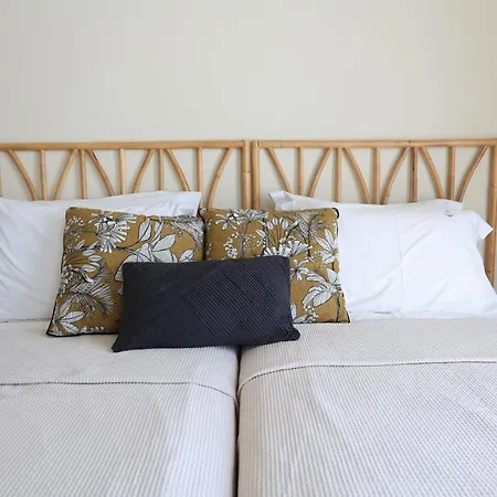 Villa Captains & Aprovaton